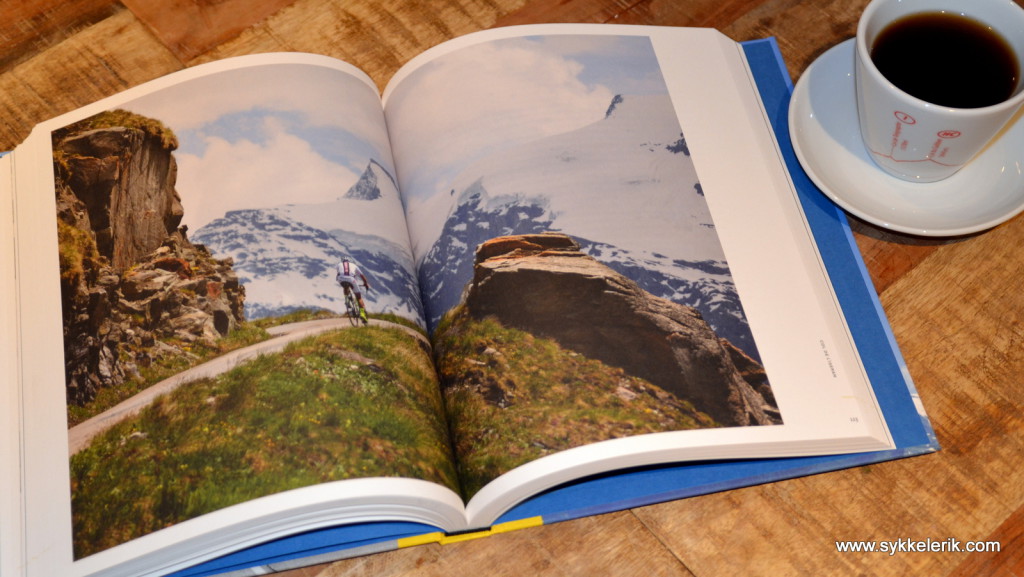 "Drømmenes Fjell" er rikt illustrert med store, flotte bilder på god papirkvalitet.